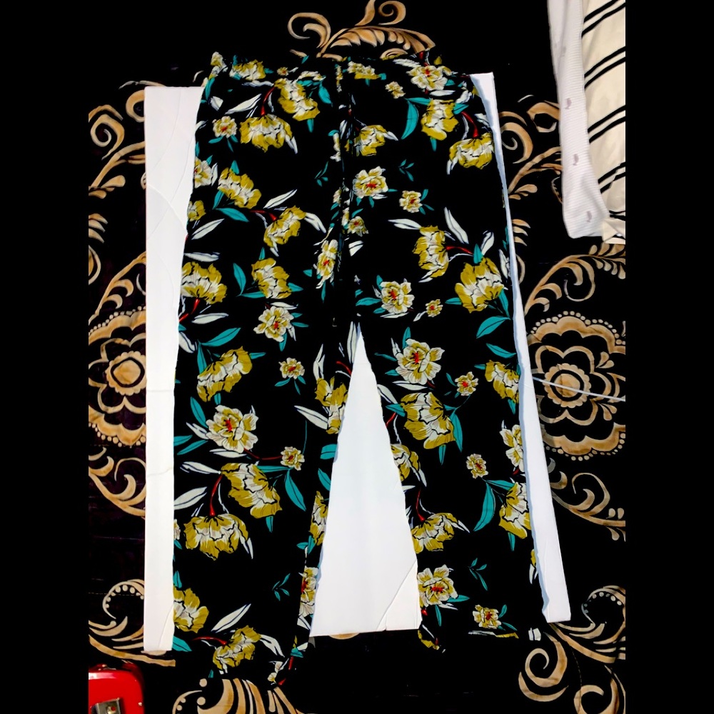 Floral dressy pants- spring/summer pants